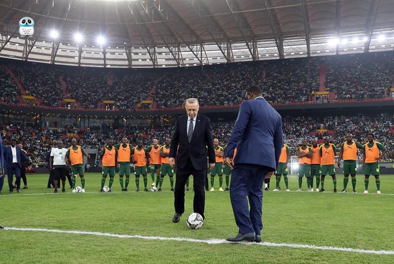 Erdoğan'a futbolculuk göndermesi: 