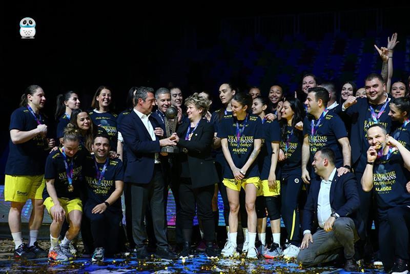 Fenerbahçe ikinci kez şampiyon
