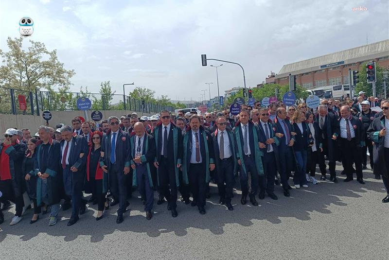 Ankara'da Avukatlar'dan Miting