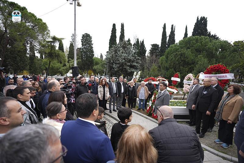 Naim Süleymanoğlu kabri başında anıldı